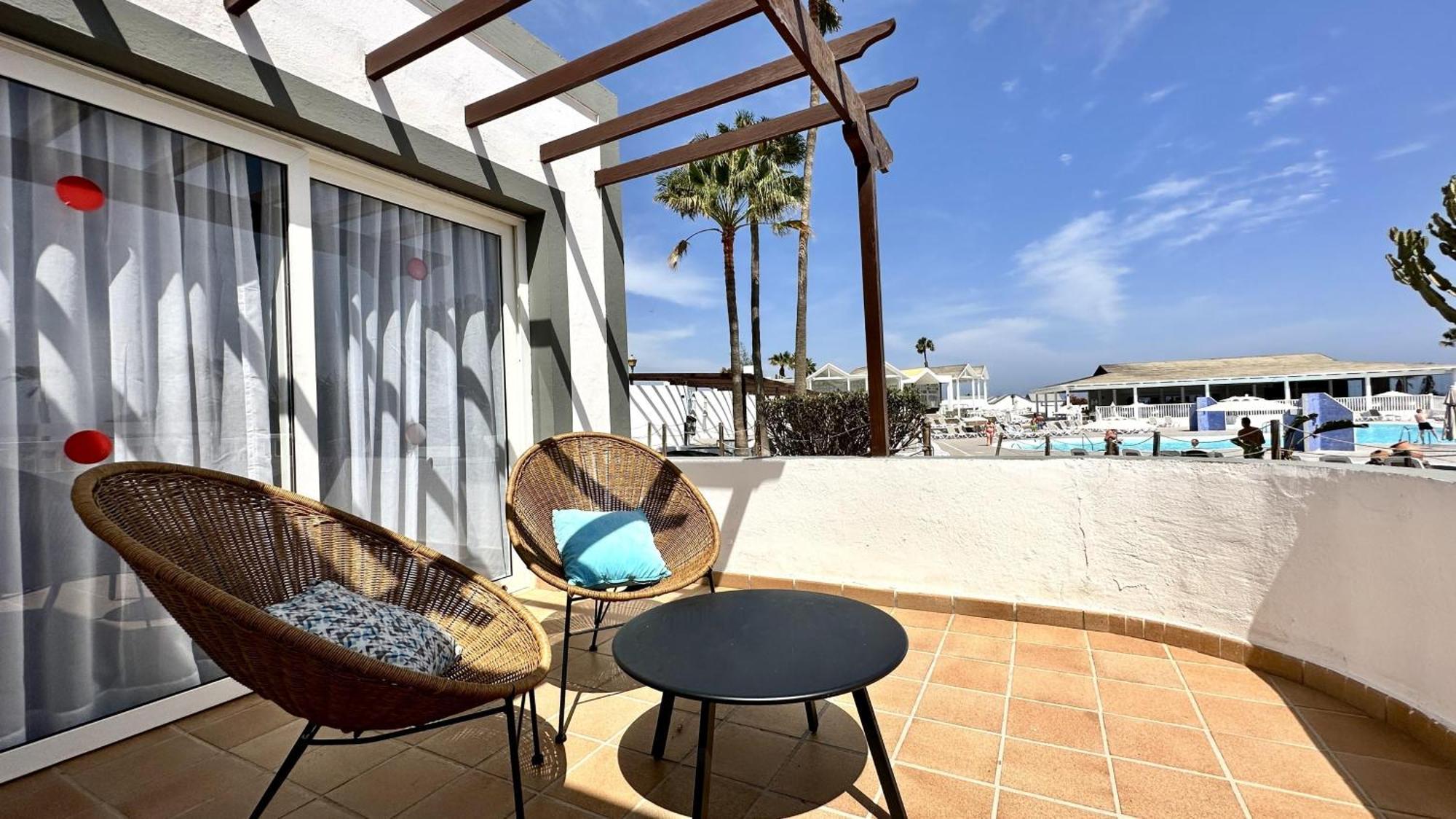 Caleta Dorada Aparthotel กาเลตาเดฟุสเต ภายนอก รูปภาพ