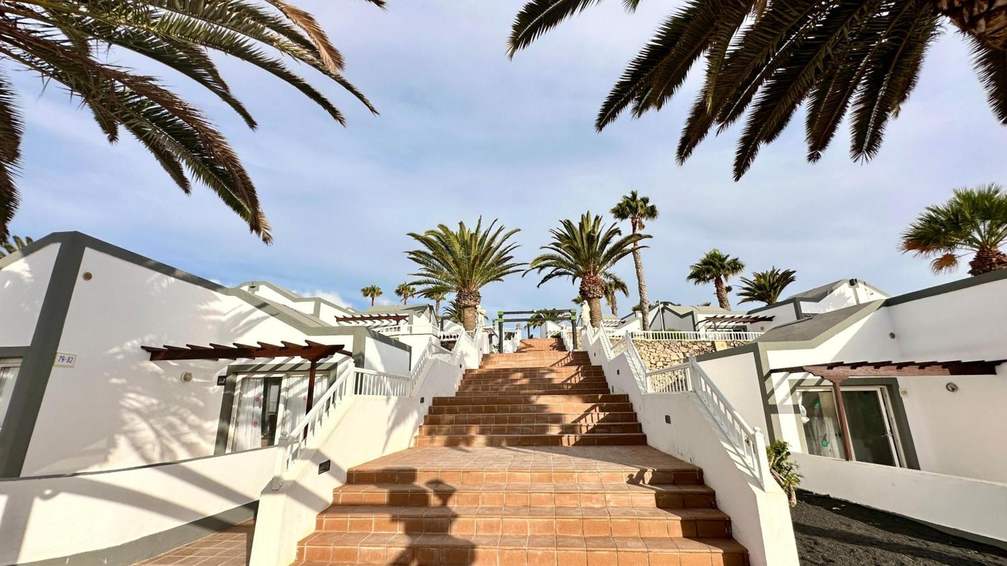 Caleta Dorada Aparthotel กาเลตาเดฟุสเต ภายนอก รูปภาพ