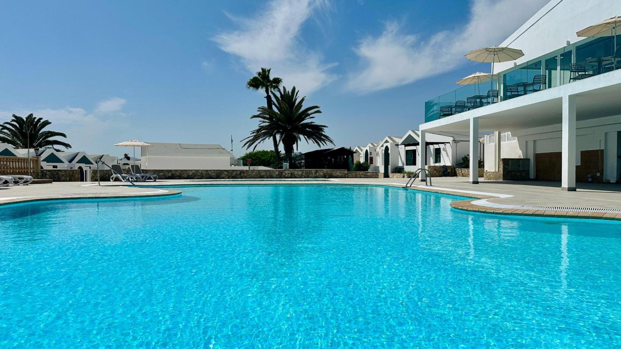 Caleta Dorada Aparthotel กาเลตาเดฟุสเต ภายนอก รูปภาพ