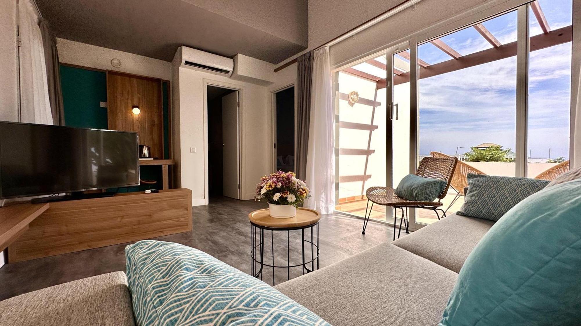 Caleta Dorada Aparthotel กาเลตาเดฟุสเต ภายนอก รูปภาพ
