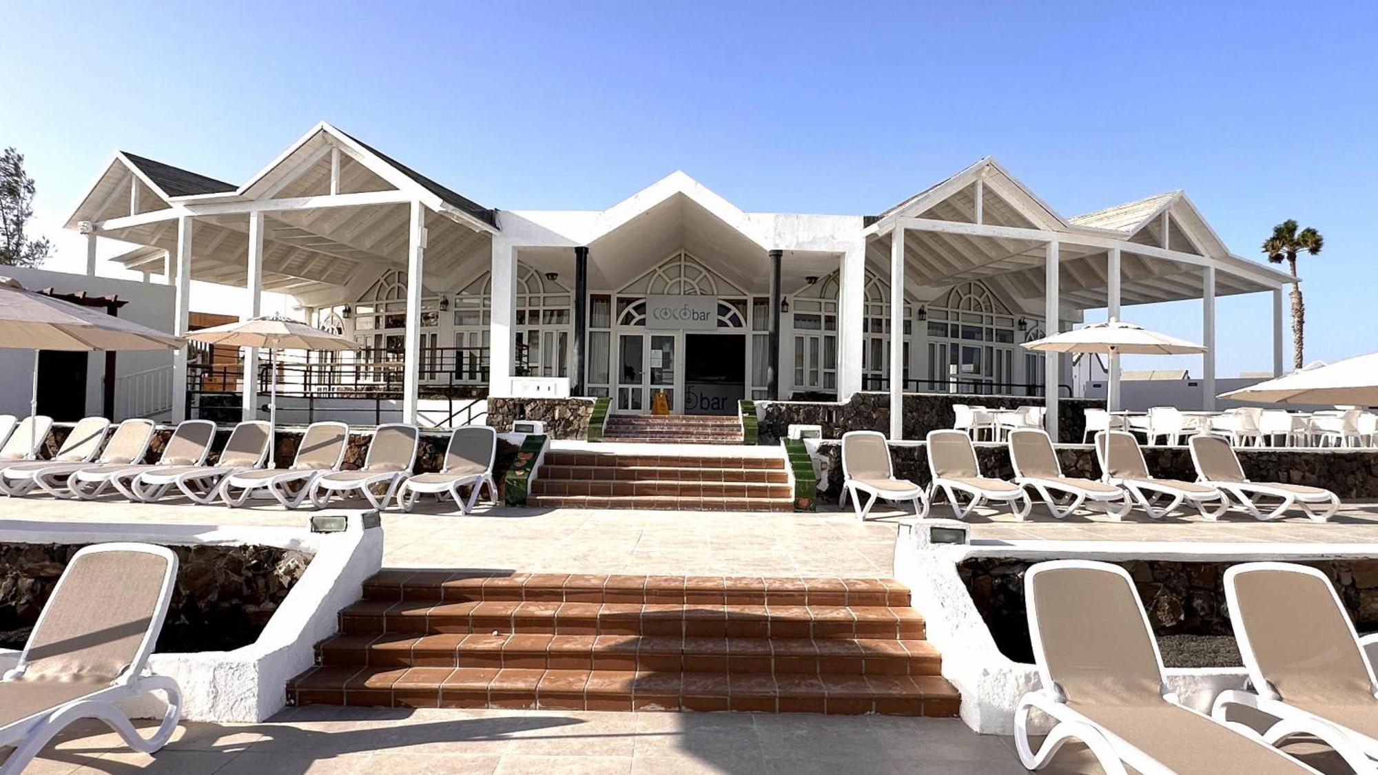 Caleta Dorada Aparthotel กาเลตาเดฟุสเต ภายนอก รูปภาพ
