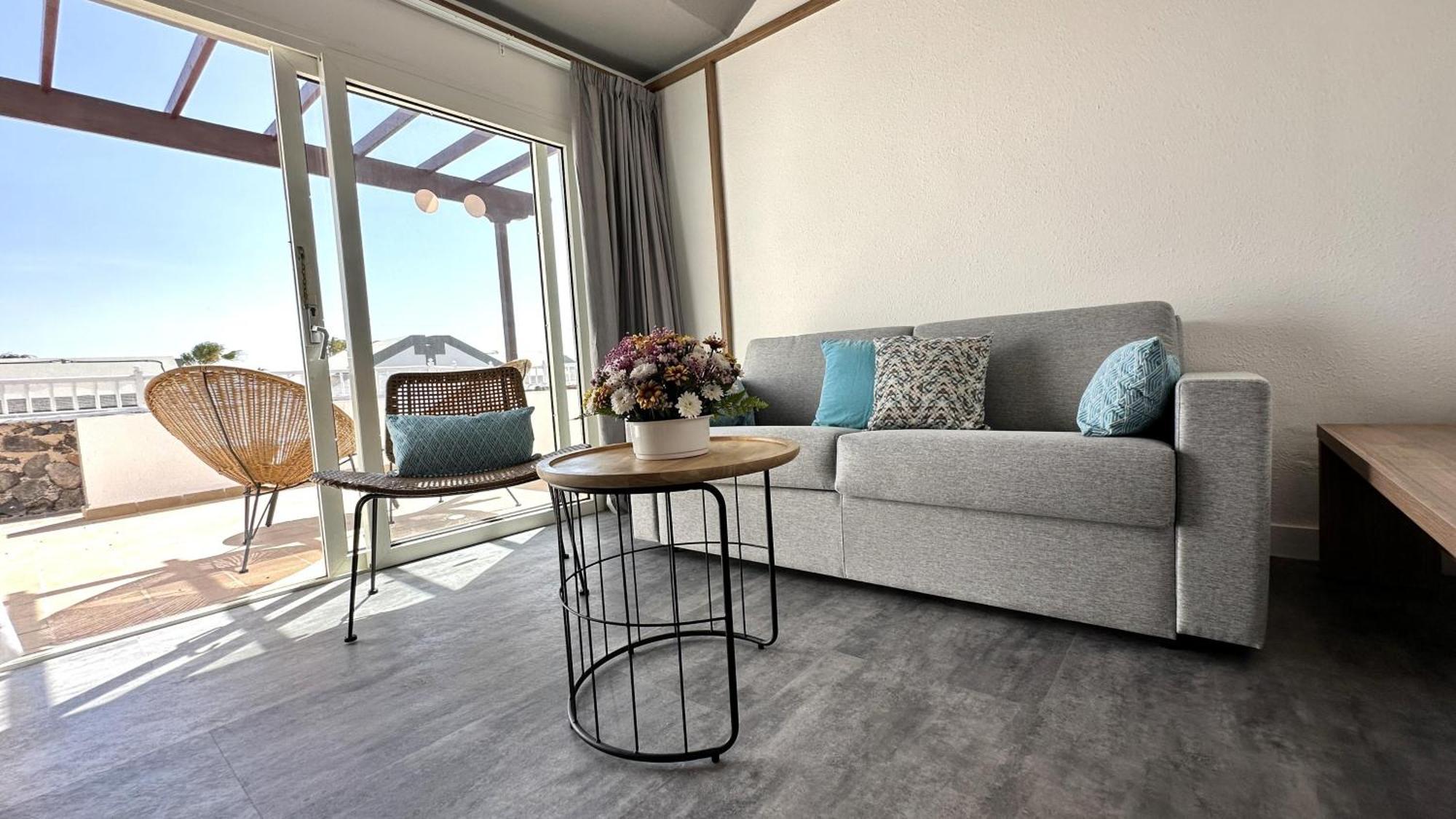 Caleta Dorada Aparthotel กาเลตาเดฟุสเต ภายนอก รูปภาพ