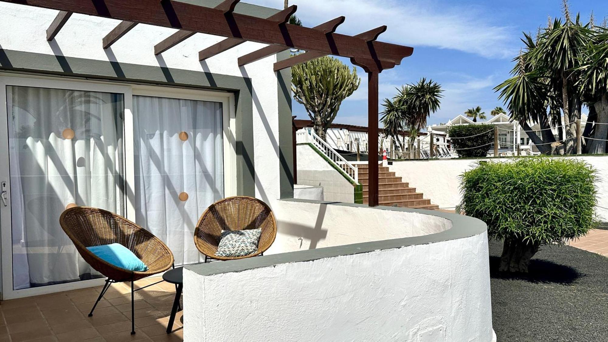 Caleta Dorada Aparthotel กาเลตาเดฟุสเต ภายนอก รูปภาพ