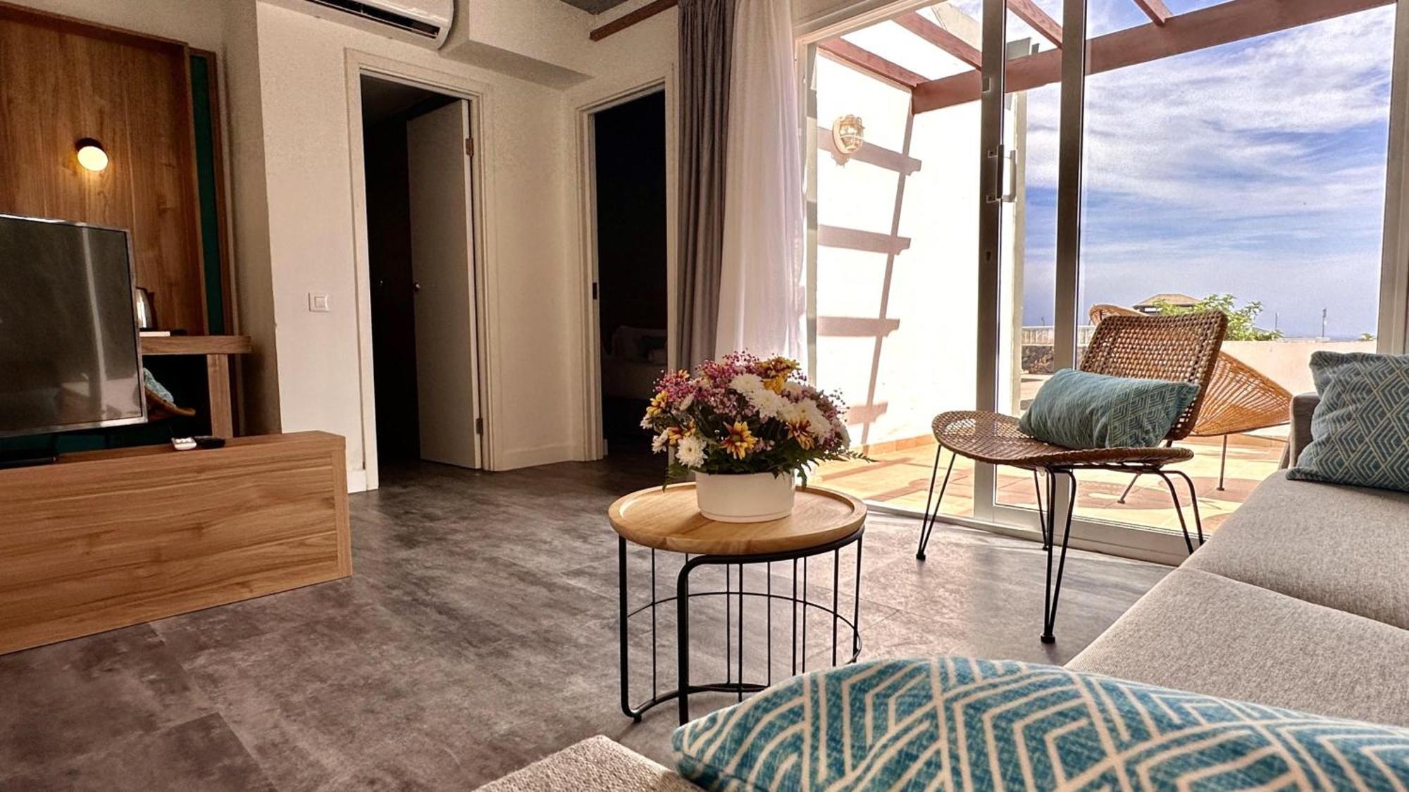 Caleta Dorada Aparthotel กาเลตาเดฟุสเต ภายนอก รูปภาพ