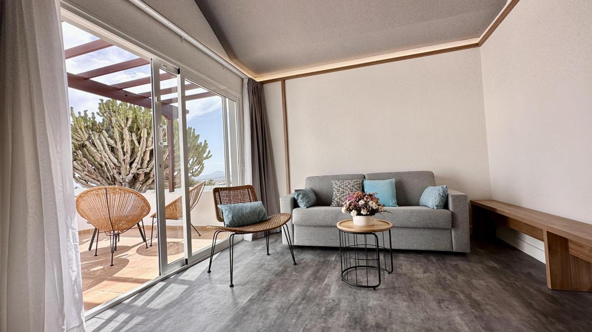 Caleta Dorada Aparthotel กาเลตาเดฟุสเต ภายนอก รูปภาพ